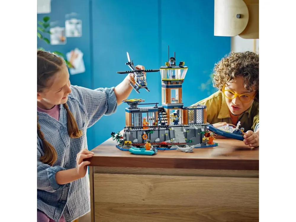 City 60419 Polizei und Gefängnis auf der Insel