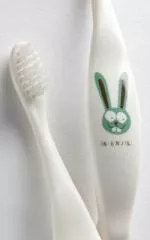 Jack n Jill Kinderzahnbürste Bunny - hergestellt aus Maisstärke