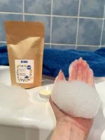 Kvitok Magischer Badeschaum Azurblaue Küste 300 g – schäumt wunderbar