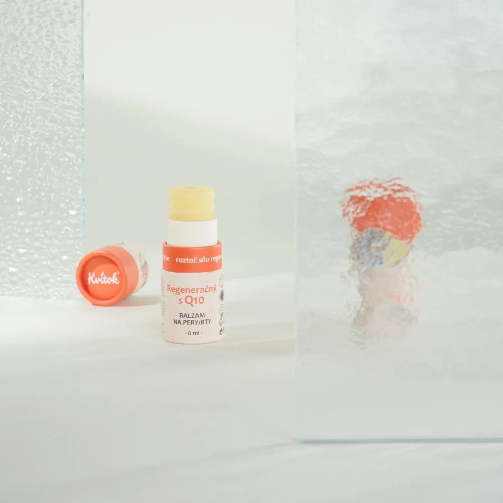 Kvitok Regenerierender Lippenbalsam mit Q10 (8 ml) - mit Pflaumenöl
