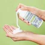 laSaponaria Intim-Waschschaum mit Kornblume & Präbiotika BIO (100 ml) - auch für Kinder und in den Wechseljahren geeignet