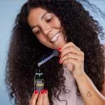 laSaponaria Amla Vegetable Silicone - Dry Hair Oil (30 ml) - bändigt fliegendes Haar
