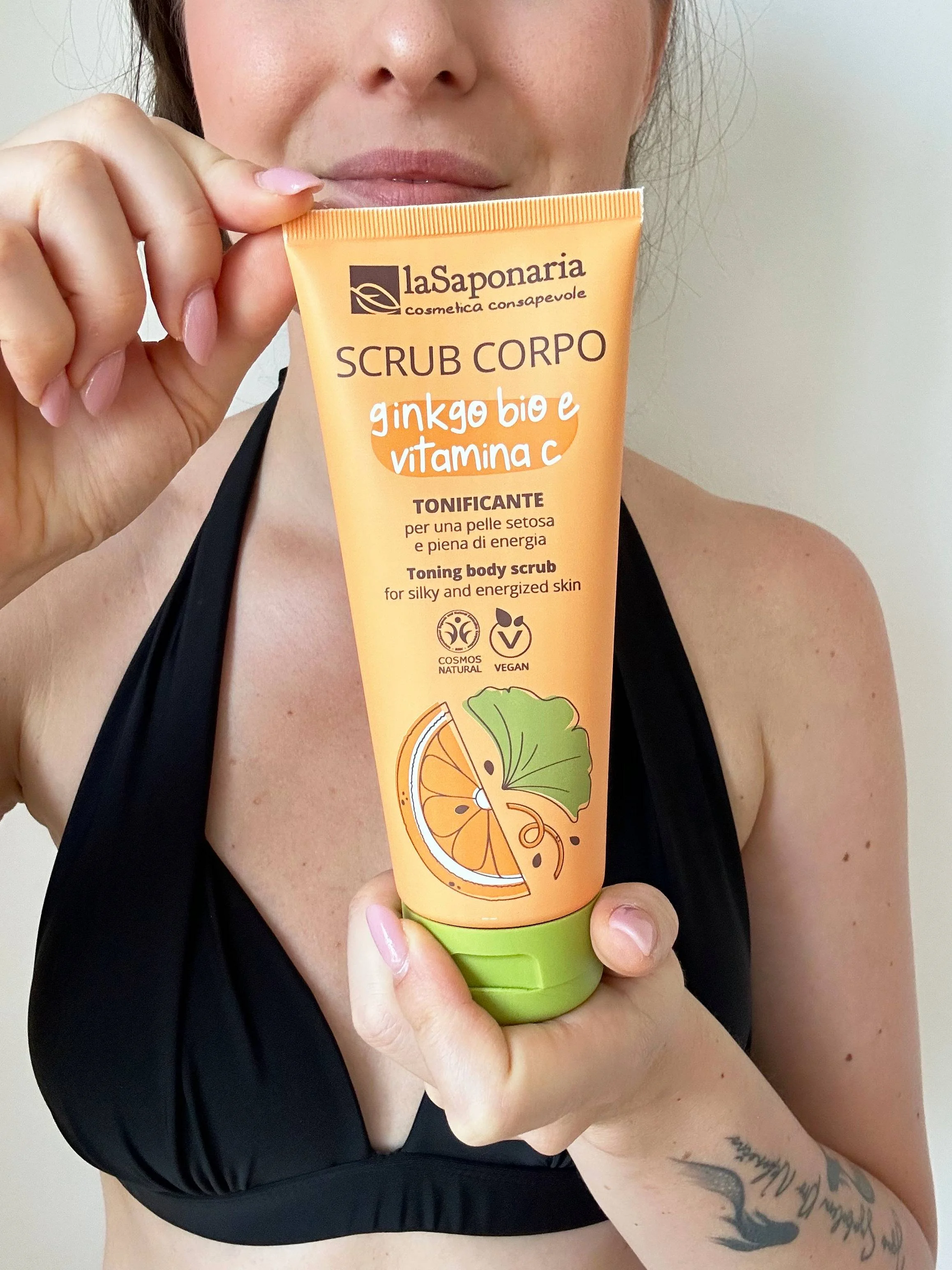 laSaponaria Körperpeeling mit Bio-Ginkgo Biloba und Vitamin C 30 ml - für samtweiche und strahlende Haut