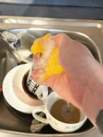 Natasha Geschirrspülgel aus Kastanien mit Zitronengras 500 ml – stark gegen Fett, hautschonend