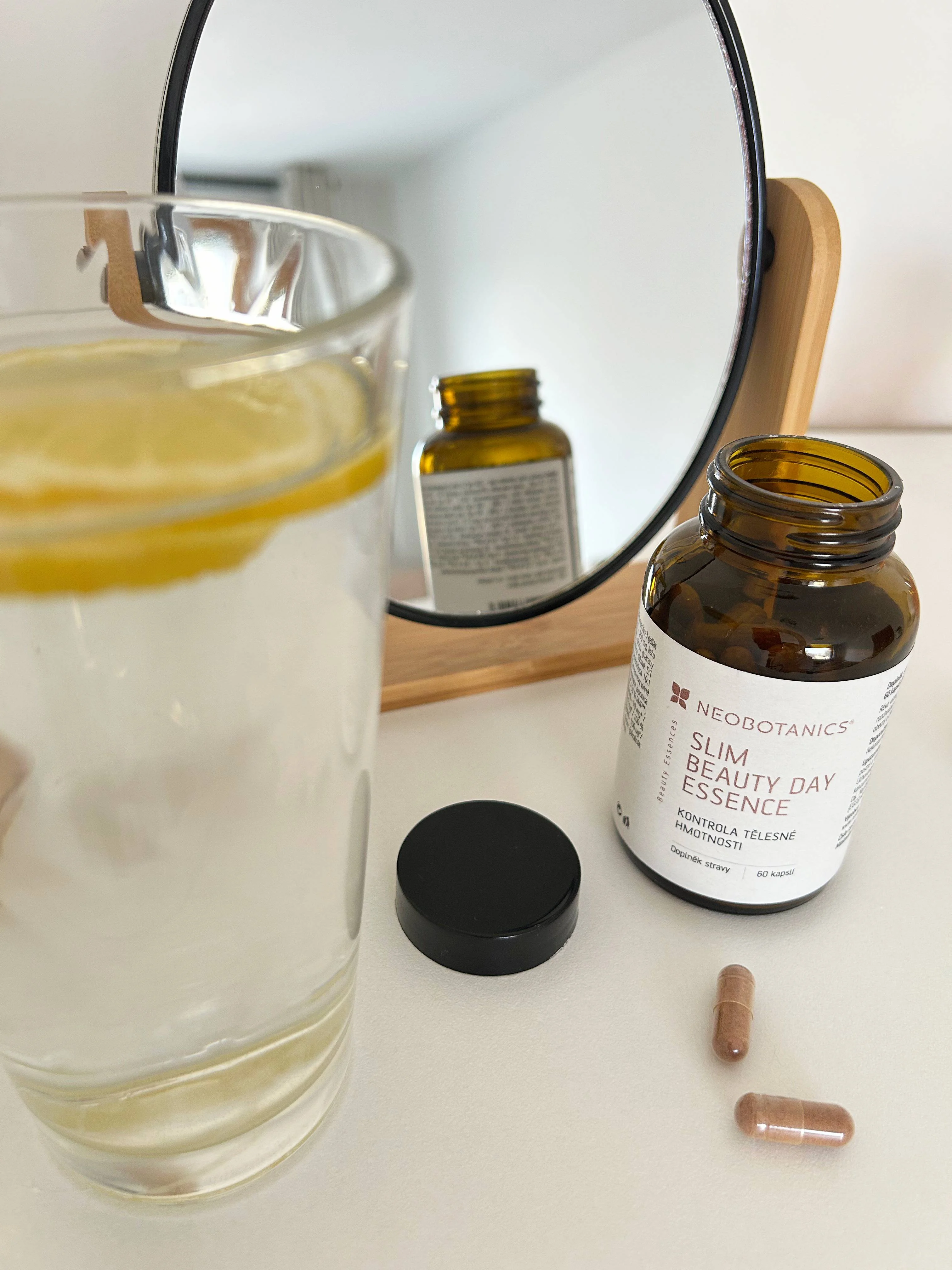 Neobotanics Slim Beauty Day Essence (60 Kapseln) - trägt zur Kontrolle des Körpergewichts bei