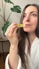 Purity Vision BIO Vanille-Lippenöl (10 ml) – duftende Hilfe für trockene Lippen