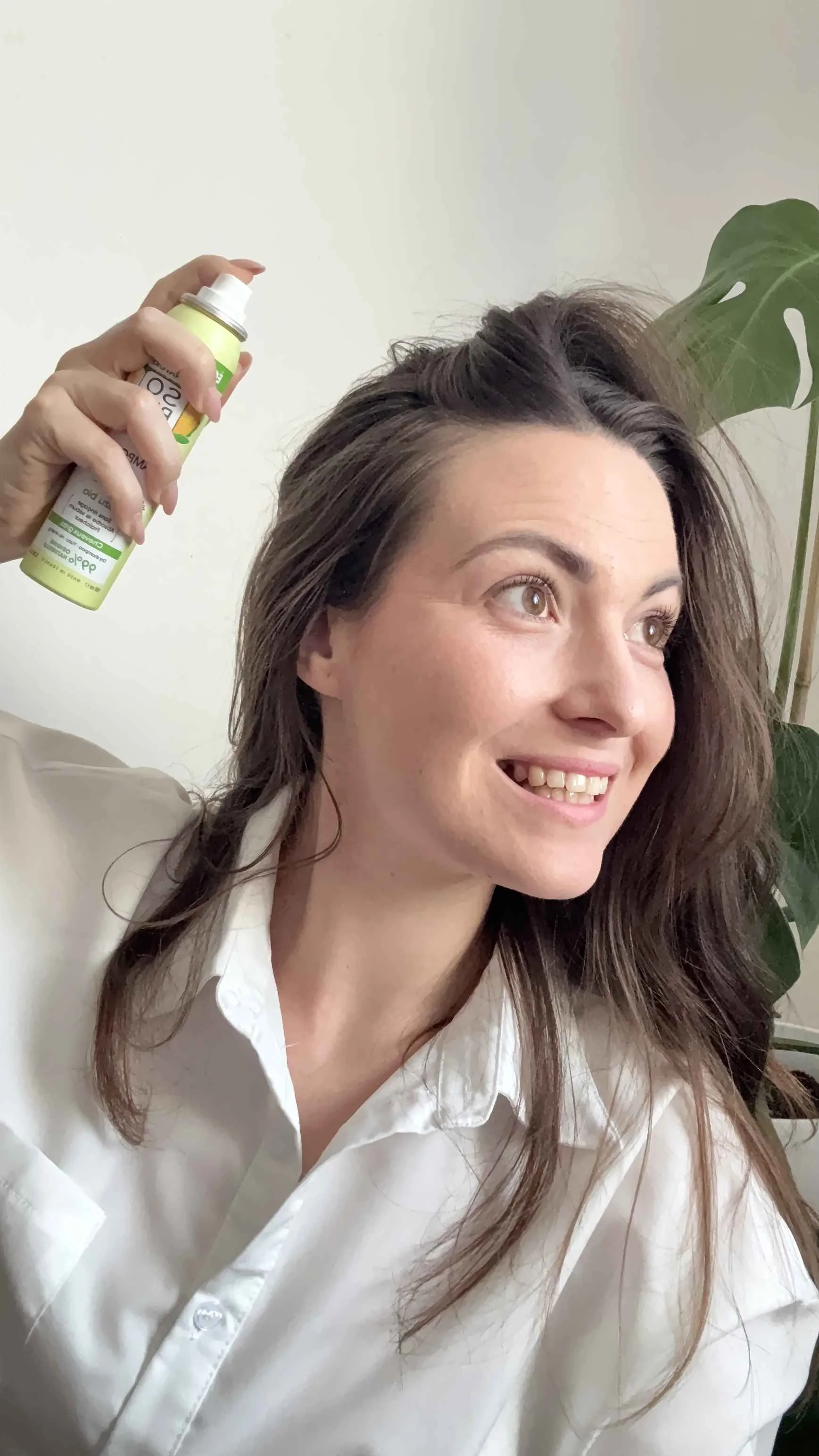 SO’BiO étic Reinigendes Trockenshampoo-Spray mit Bio-Yuzu (100 ml) – hinterlässt das Haar frisch und geschmeidig