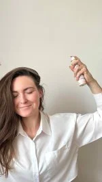 SO’BiO étic Sanftes Trockenshampoo-Spray für empfindliche Kopfhaut BIO (100 ml) – Volumen und sauberes Haar ohne Waschen