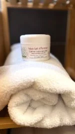 SO’BiO étic Nährende Körpercreme mit BIO-Eselsmilch (200 ml) – auch für empfindliche Haut