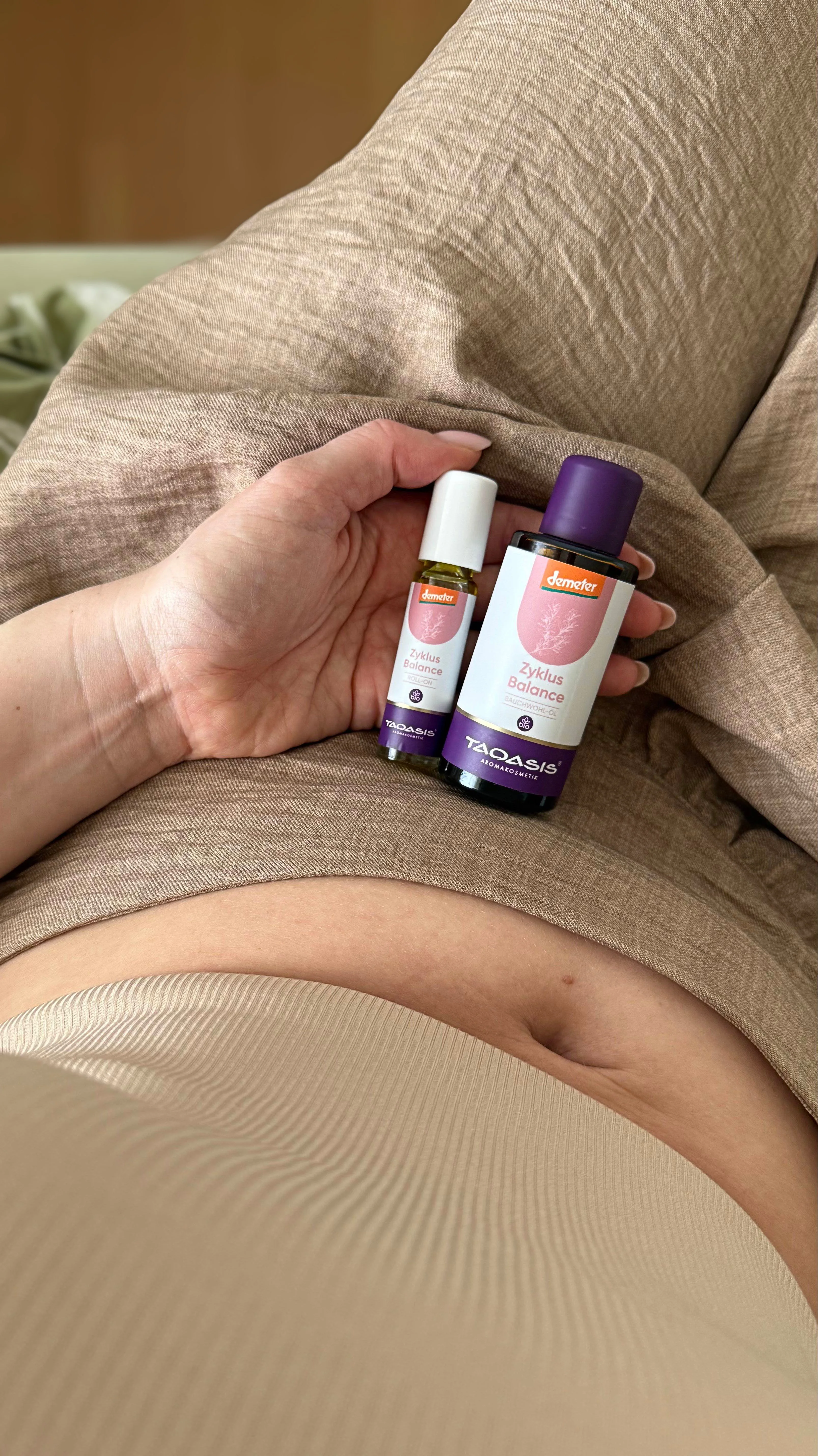 Taoasis Massageöl Women Cycle Balance BIO (50 ml) – unterstützt die Entspannung des Körpers während des Zyklus