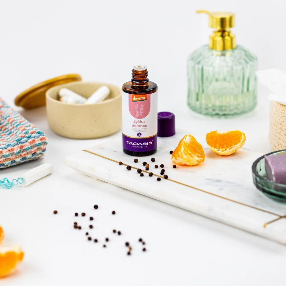 Taoasis Massageöl Women Cycle Balance BIO (50 ml) – unterstützt die Entspannung des Körpers während des Zyklus
