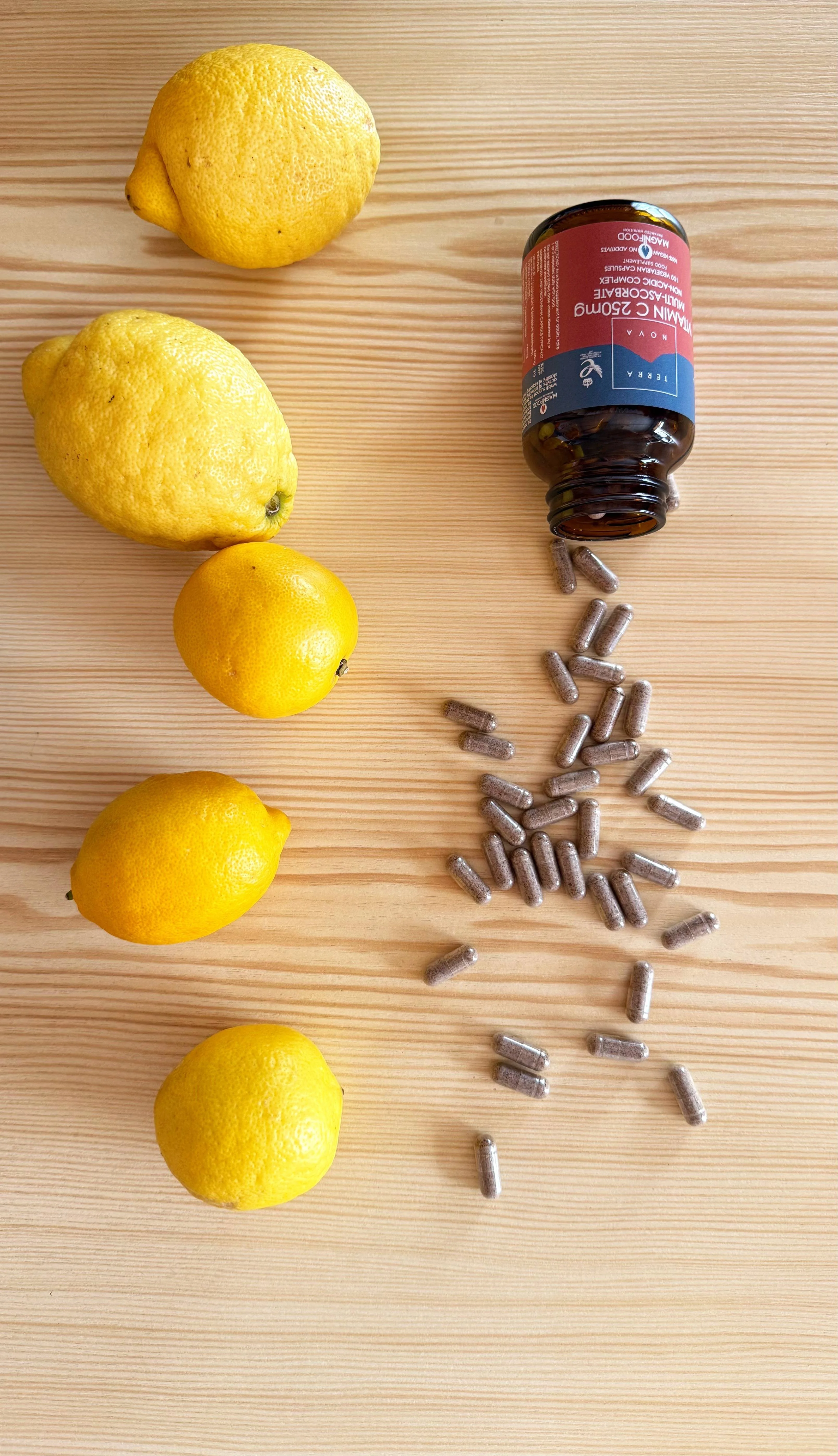 Terranova Health Vitamin C 250 mg Komplex 50 Kapseln - in Form von mineralischen Ascorbaten