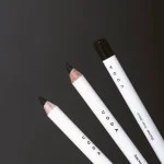 Uoga Uoga Weicher Kajalstift BIO 851 Melting Chocolate - Dunkelbraun - 4 Farbtöne für jeden Look