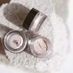 Uoga Uoga Mineralischer loser Lidschatten mit Bernstein (1 g) 740 Star Box - 10 Nuancen