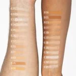 Uoga Uoga Mineralisches Puder-Make-up (0,7 g – Probe) 632 Bubbles – zum Testen in 12 Farbtönen