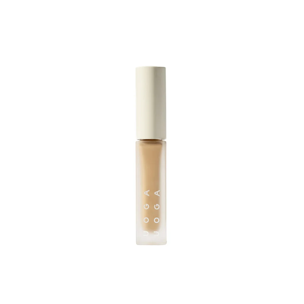 Uoga Uoga Flüssiger Concealer (5 ml) Invisible Hero Nr. 4 - 674 Medium Warm - der unsichtbare Held gegen Hautunreinheiten