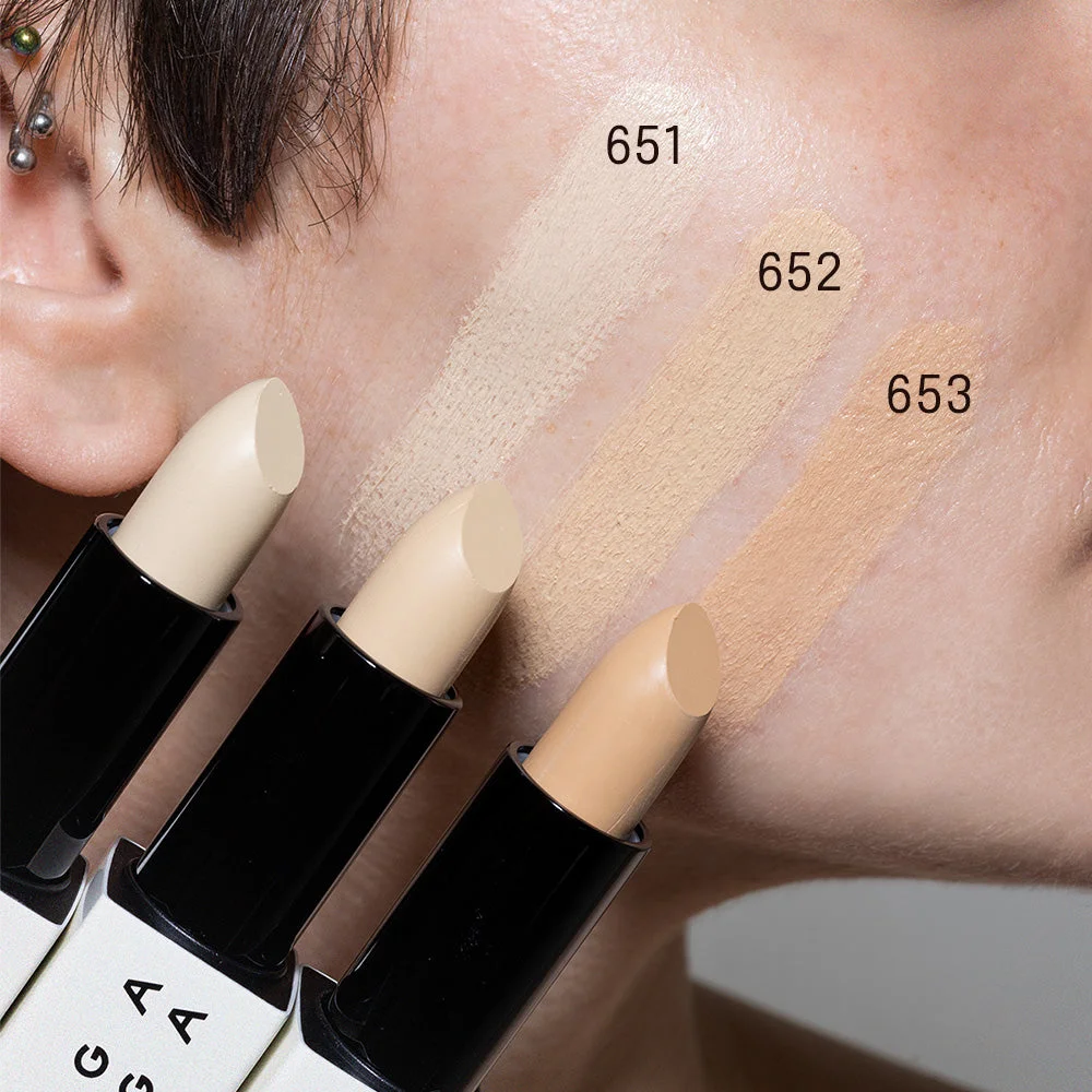 Uoga Uoga Fester Concealer (4 g) Special Agent 003 - 653 Medium Light - Spezialagent gegen Hautunreinheiten