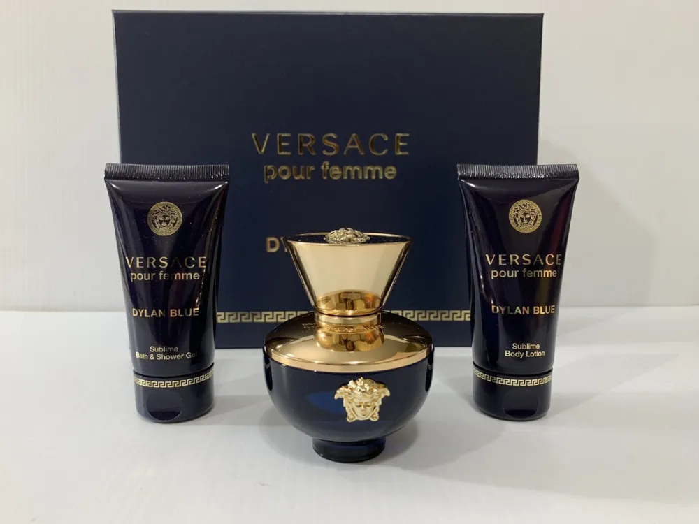 Dylan Blue Pour Femme Geschenkset für Damen Eau de Parfum 50 ml + Körperlotion 50 ml + Duschgel 50 ml 50 ml + tělové mléko 50 ml + sprchový gel 50 ml