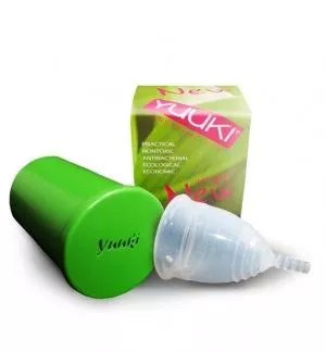 Yuuki Menstruationstasse - Small Soft (weicher) - inklusive Sterilisationstasse