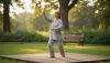 Tai-Chi heilt den Körper durch langsame Bewegungen und den Geist