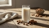 Tigernut-Milch aus Erdmandeln ist eine pflanzenbasierte Alternative ohne Nüsse