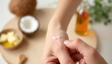 Was bedeuten weiße Flecken auf der Haut nach dem Sonnenbaden und wie kann man sie entfernen?