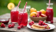 Himbeersaft-Rezept für eine erfrischende Abkühlung im Sommer und Winter