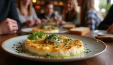 Bereiten Sie einen köstlichen Olmützer Quargel-Tatar zu und beeindrucken Sie Ihre Freunde.